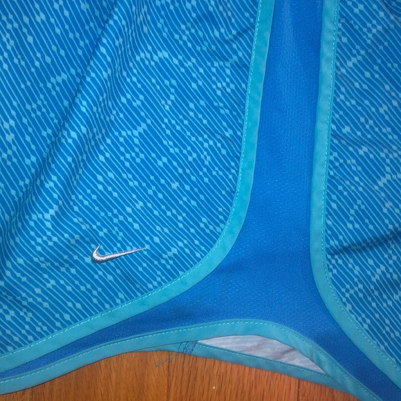 Nike Dri-Fit Shorts - Picture 2 of 7